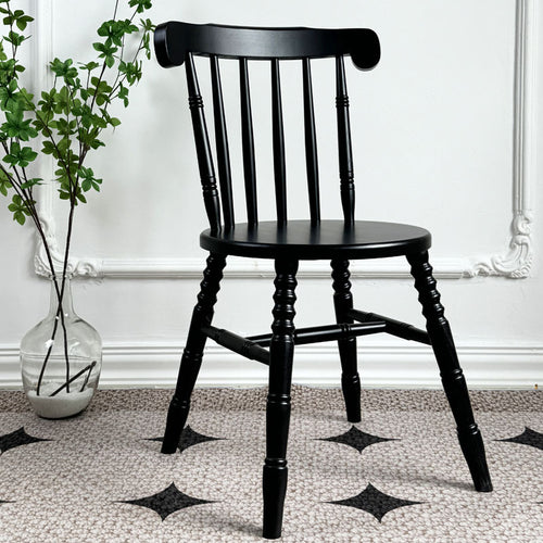 Solid Wood Windsor Dining Chair – Classic Spindle Back Farmhouse Kitchen Chair with Turned Legs